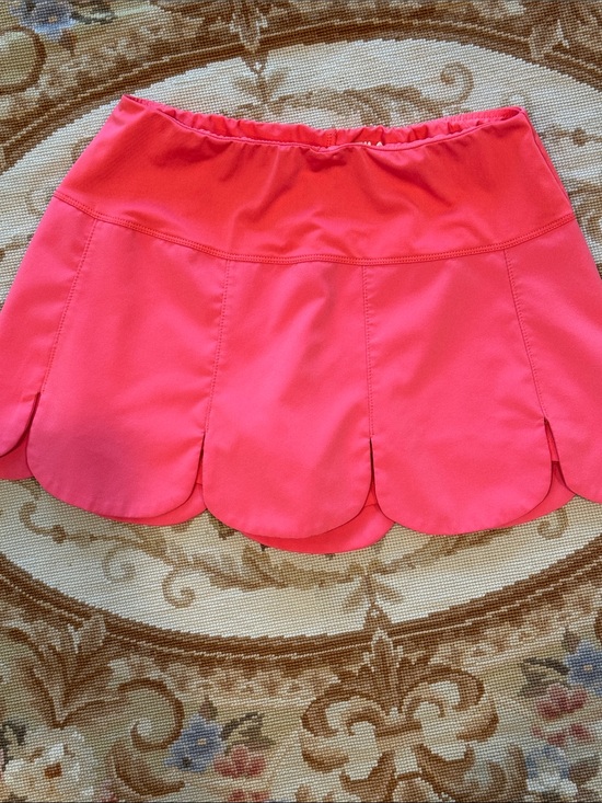 Fila Pants - Fila Coral Pink Scalloped Athletic Skort - size Small